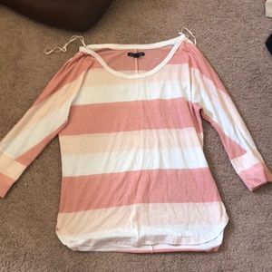 Stripped 3/4 sleeve shirt
